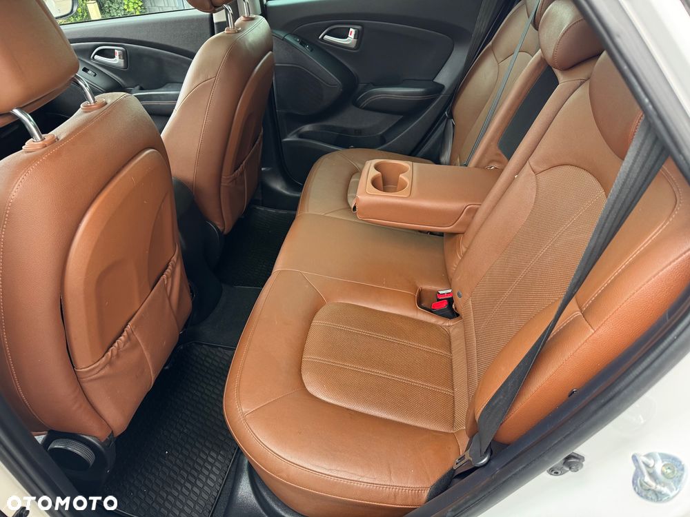 Hyundai ix35 1.7 CRDi 2WD Fifa World Cup Edition - 16