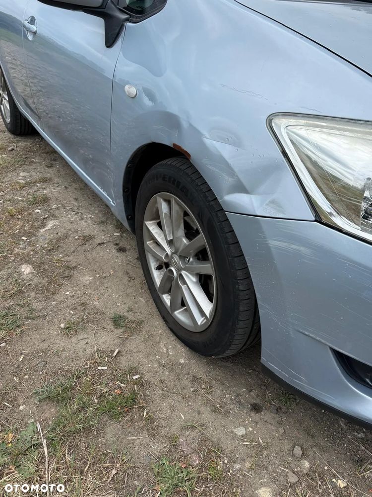 Toyota Auris 1.4 D-4D Luna - 8