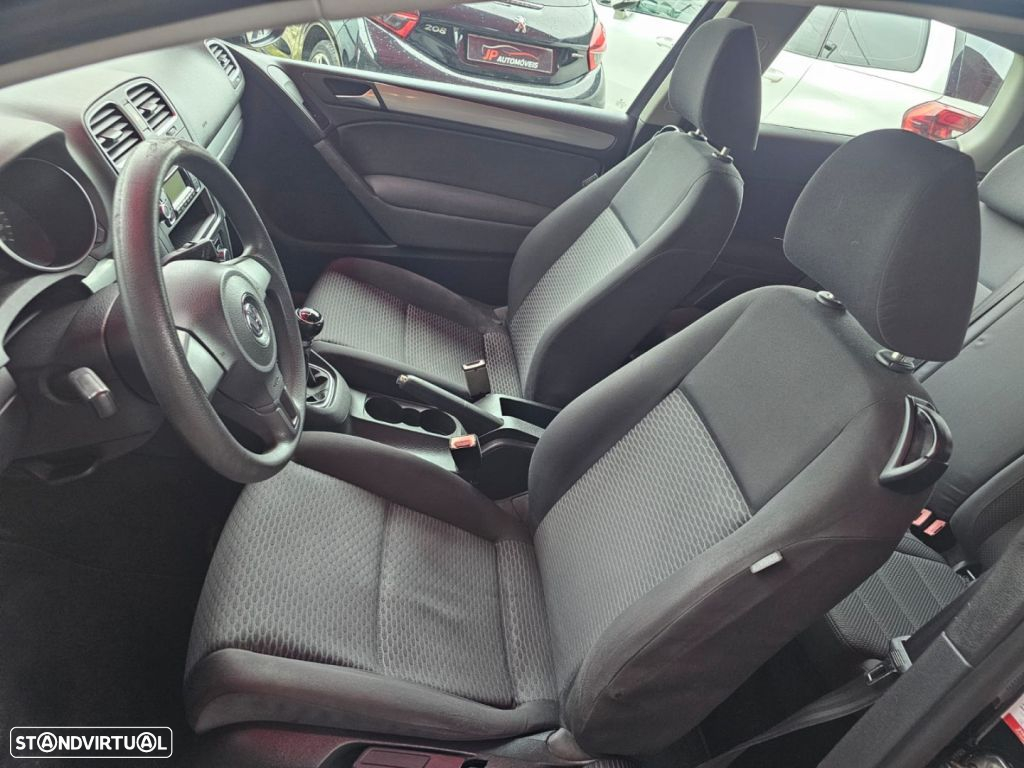VW Golf 1.6 TDi Style - 8