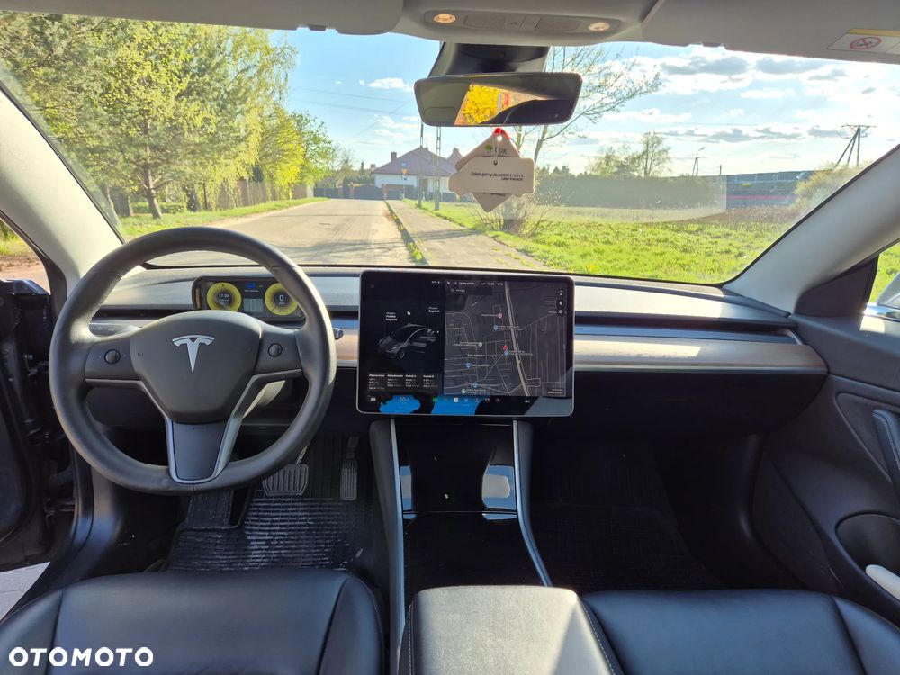 Tesla Model 3 Long Range AWD - 10