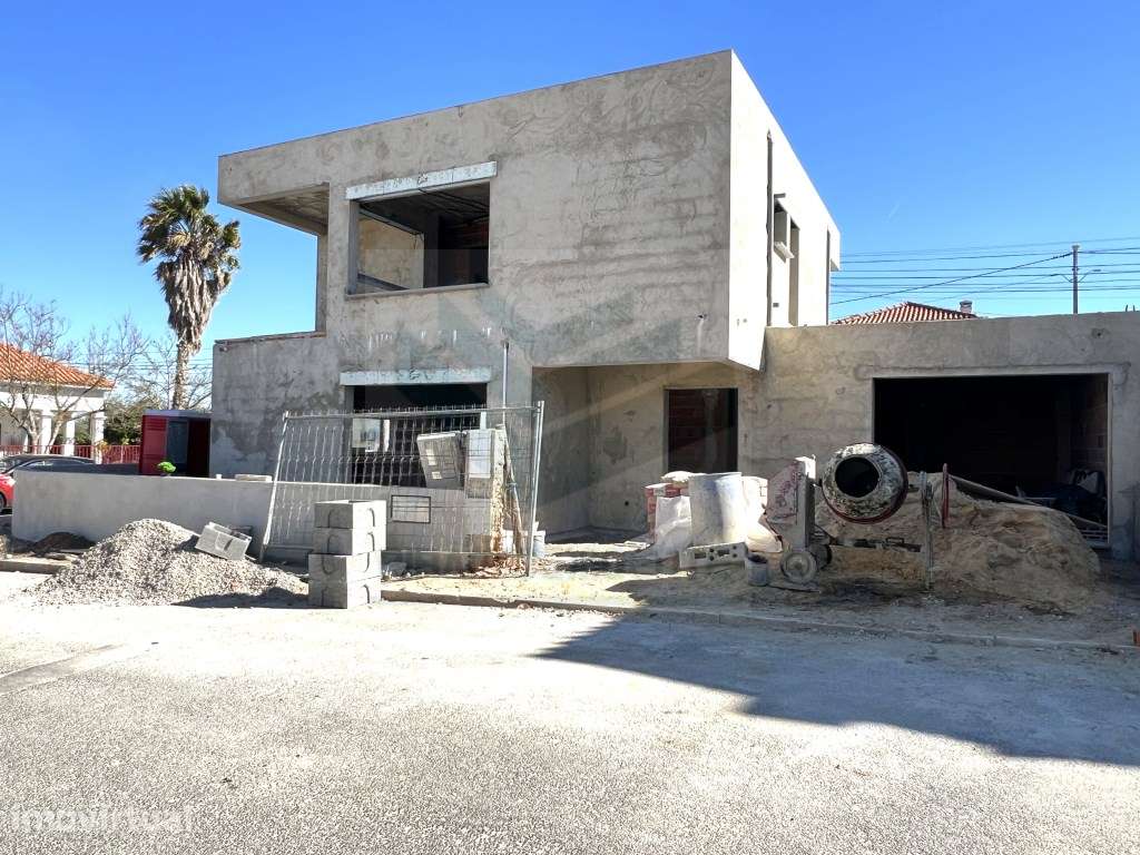 Moradia 5ass, Piscina, 3 Suítes, Garagem, Lavandaria Azeitão - Grande imagem: 4/13