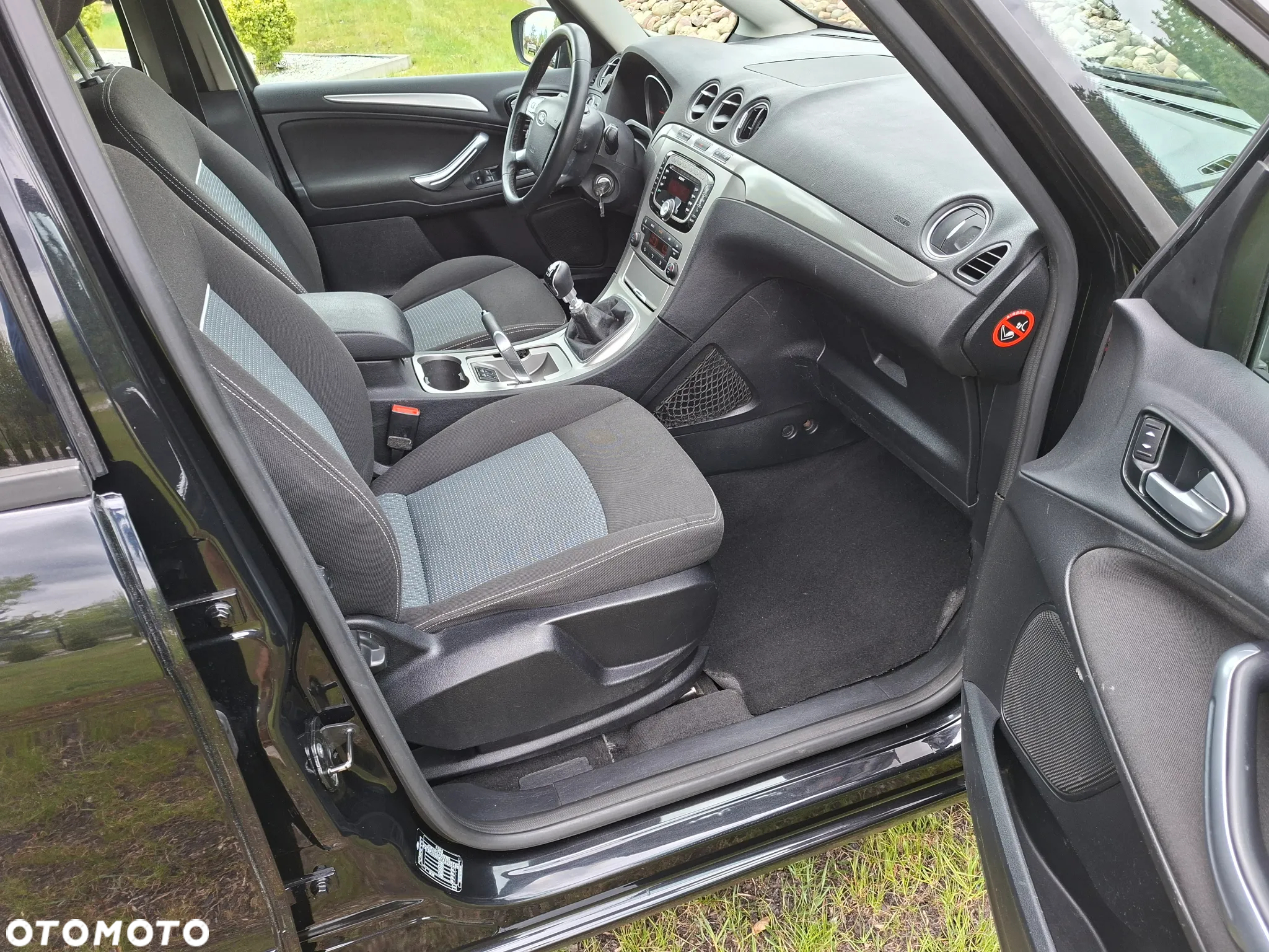 Ford Galaxy 2.0 TDCi Ambiente - 8