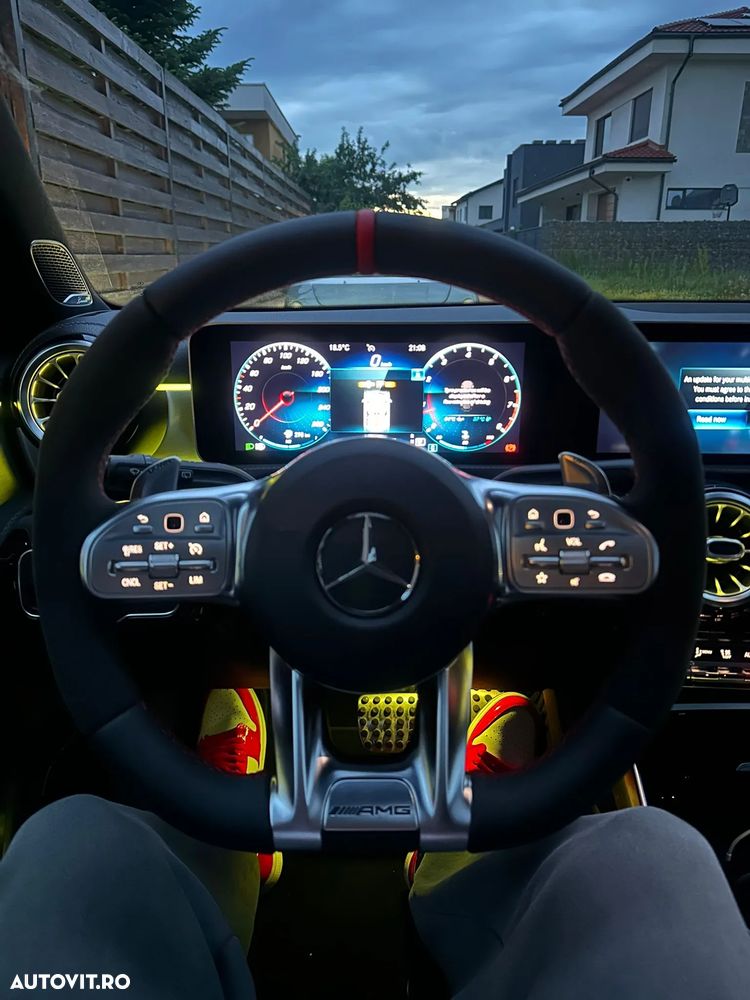 Mercedes-Benz A AMG 35 4MATIC+ Sedan Aut. - 27