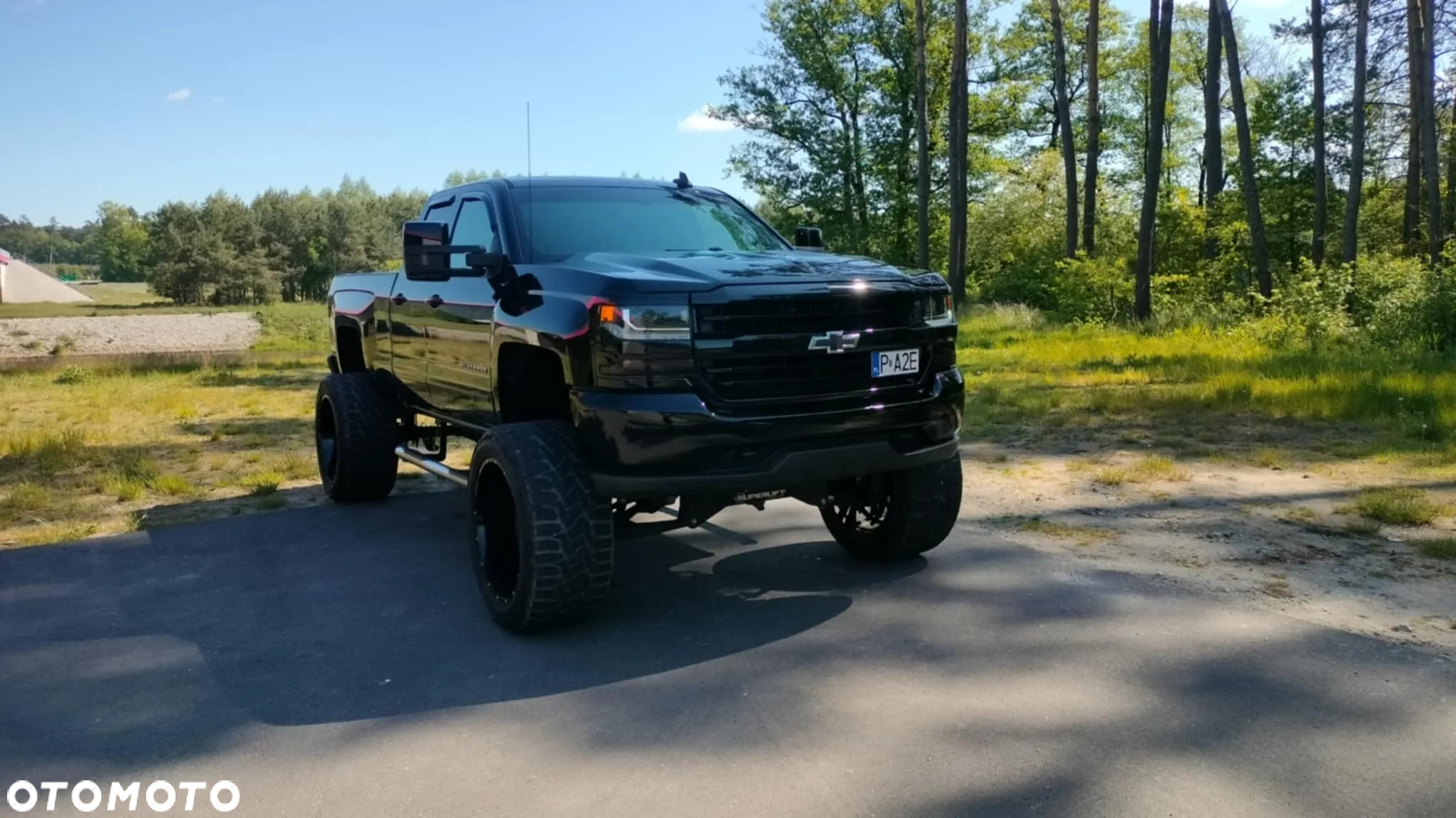Chevrolet Silverado - 2