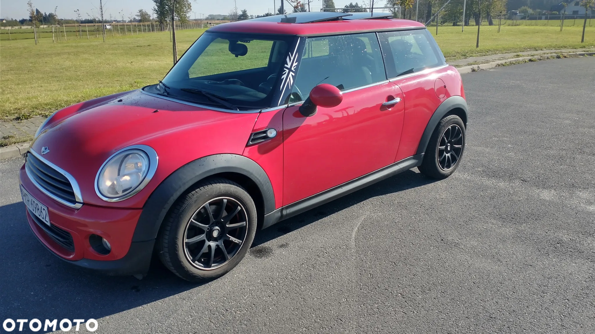 MINI ONE Standard - 12
