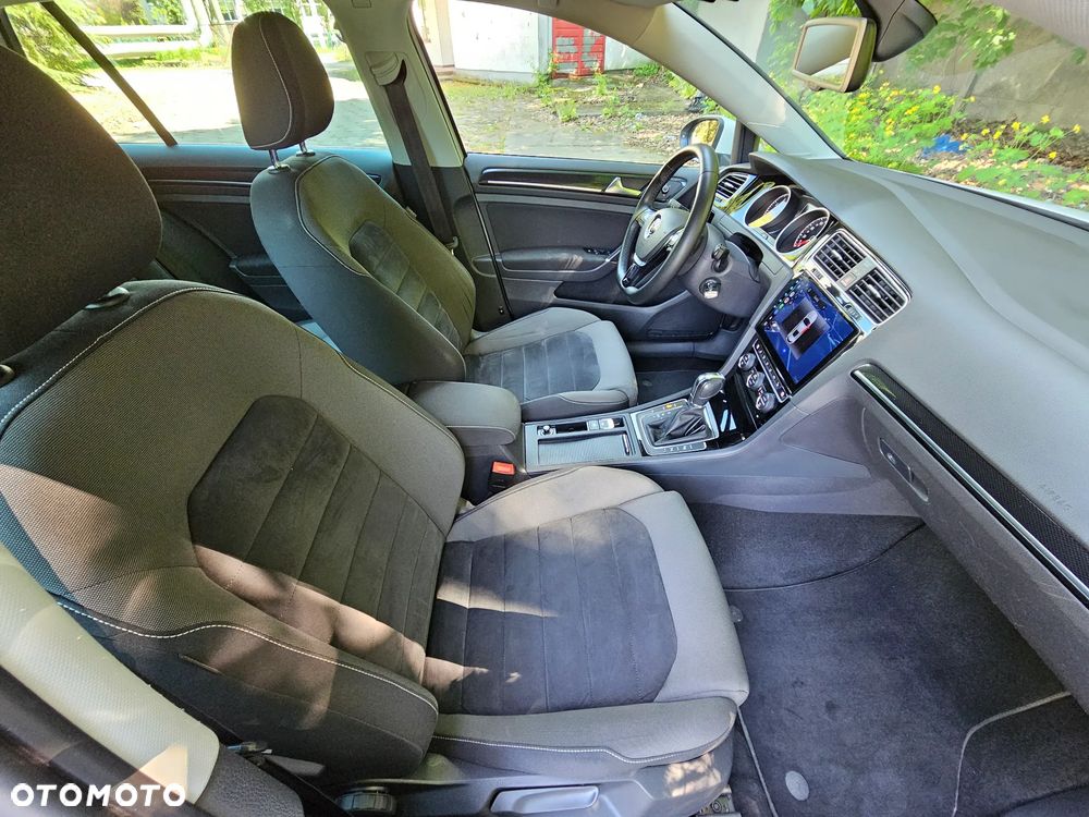 Volkswagen Golf 1.4 TSI BMT Highline DSG - 37