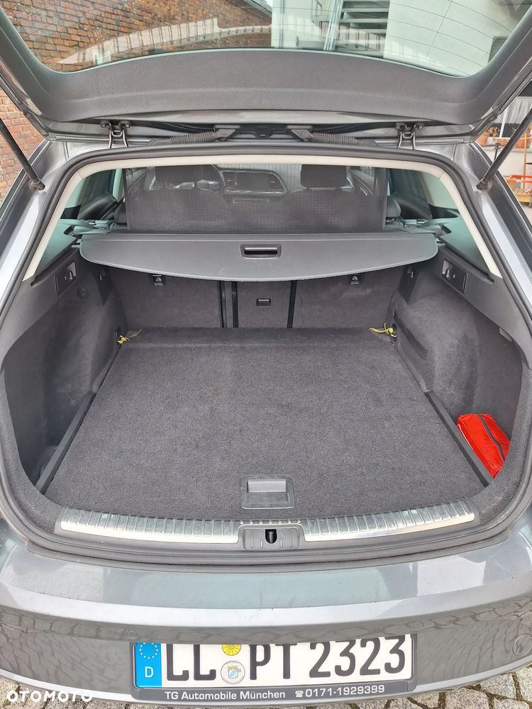 Seat Leon 2.0 TDI DPF DSG Xcellence - 37