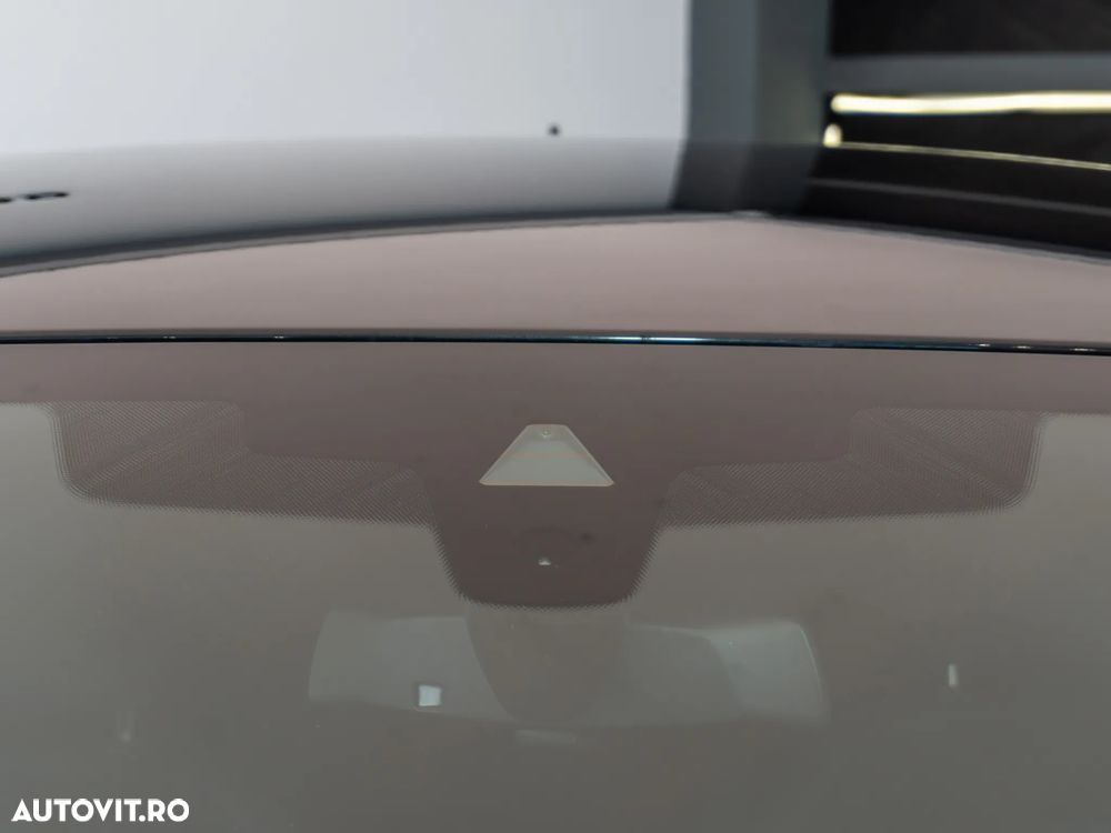 BMW Seria 5 530e xDrive Aut. M Sport Edition - 13