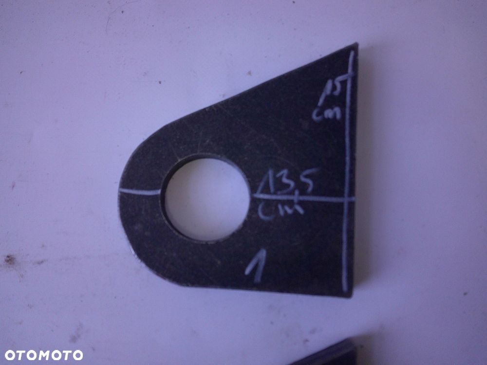 Rygiel ucho łyżki ładowacza  25mm tura - 4