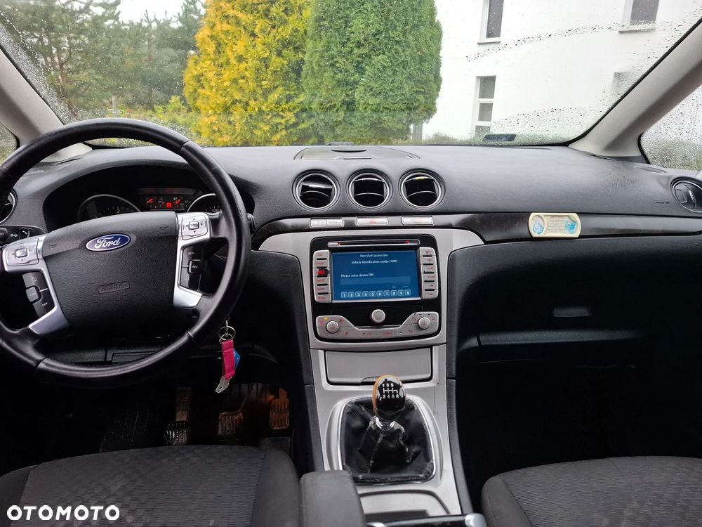 Ford Galaxy 2.2 TDCi Ghia - 8