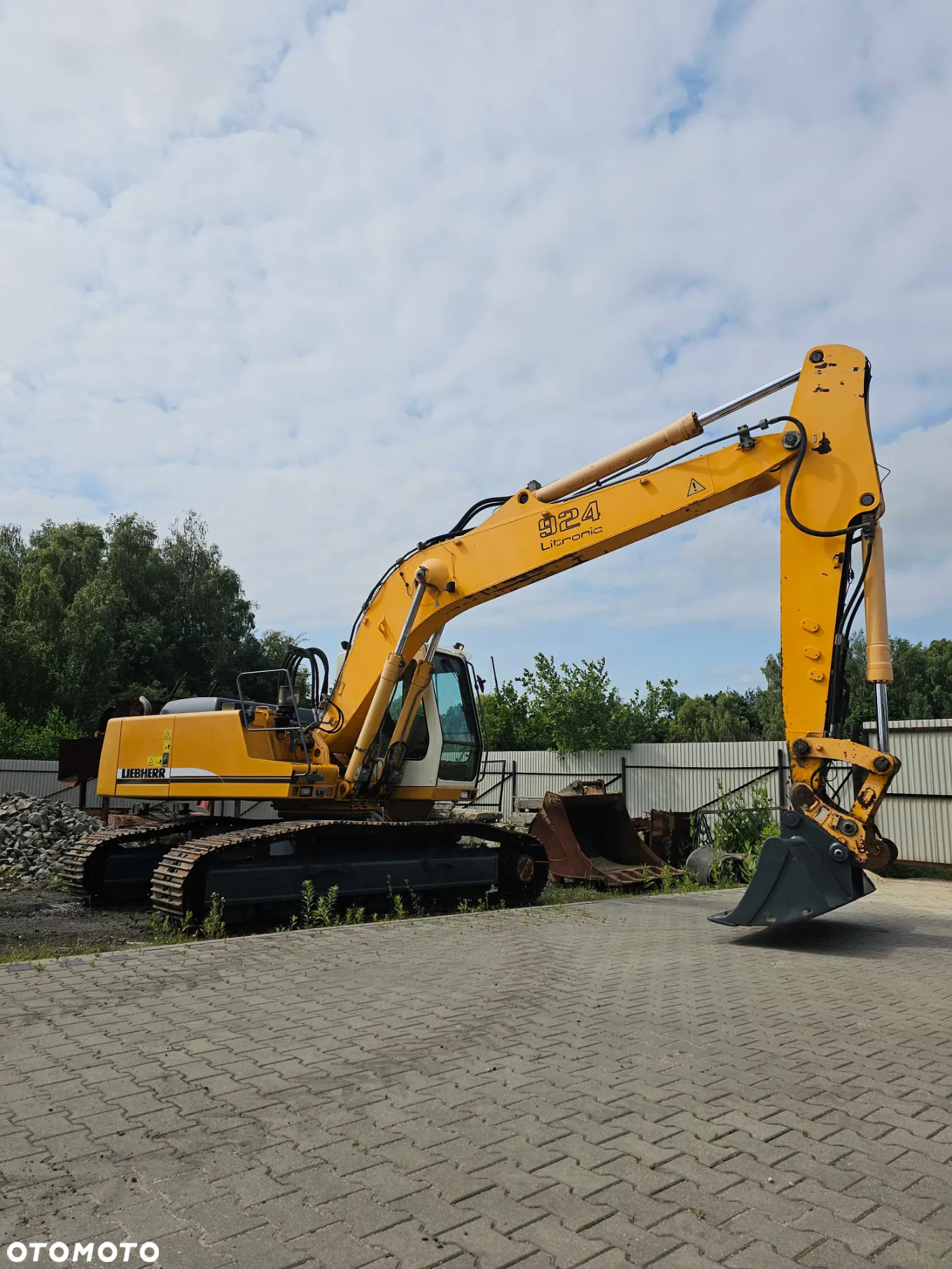 Liebherr R924 B HDSL - 3