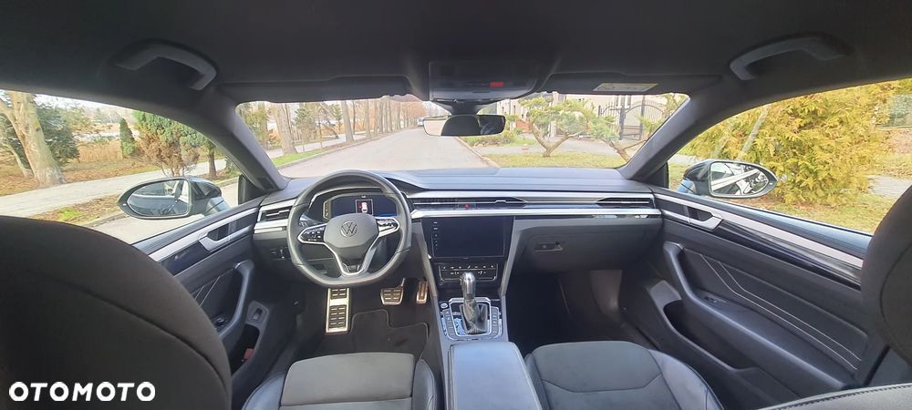 Volkswagen Arteon 2.0 TDI SCR DSG R-Line - 24