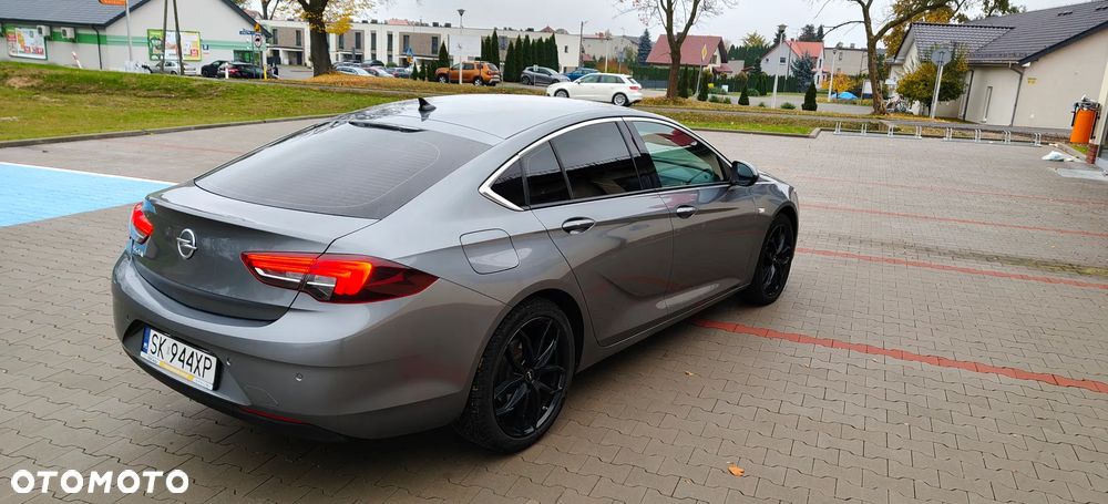 Opel Insignia 1.5 T Innovation S&S - 9