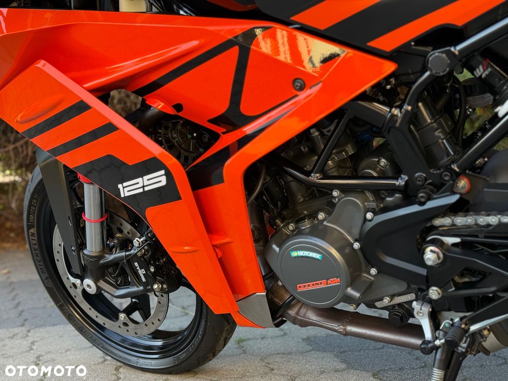 KTM RC 125 - 33