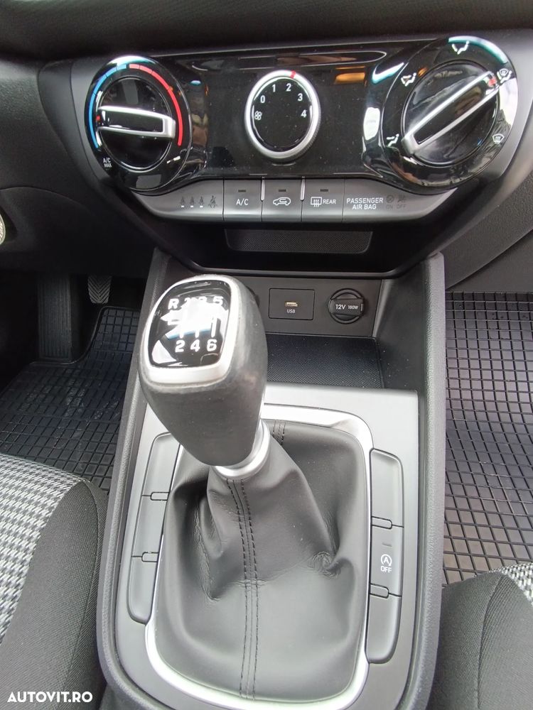 Hyundai KONA 1.0 T-GDI 120 CP 6MT 2WD Comfort - 18