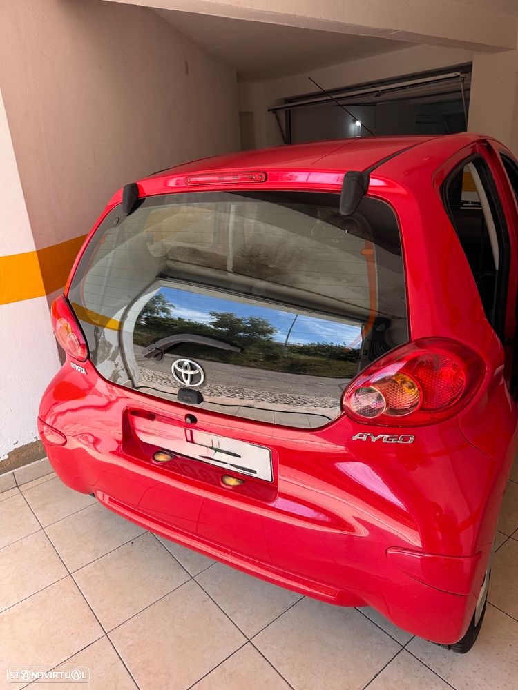Toyota Aygo Standard - 6