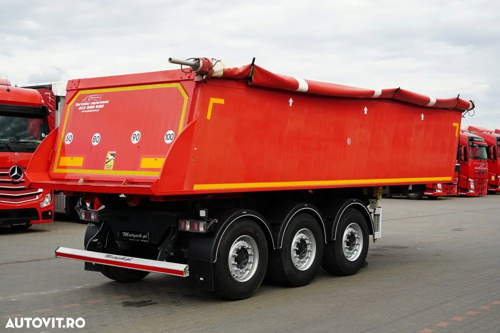 Altul BASCUNĂ 25 m3 / ALUMINIU / AXĂ RIDICATĂ / 5.100 KG / - 8