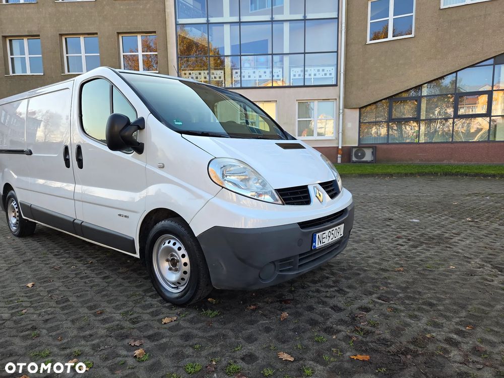 Renault Trafic - 16