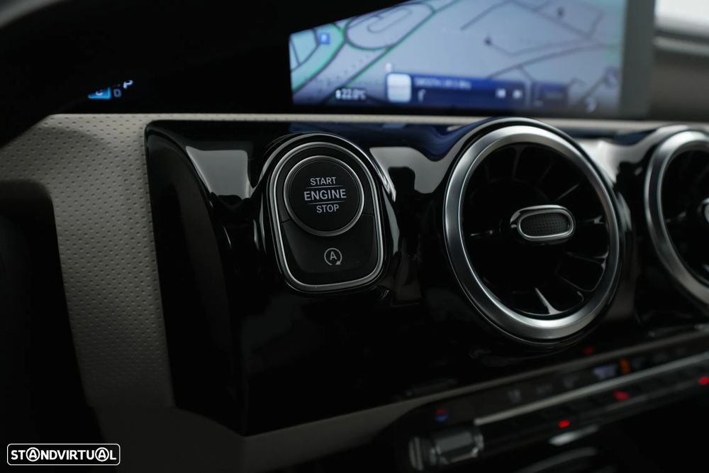 Mercedes-Benz A 180 d Progressive Aut. - 24