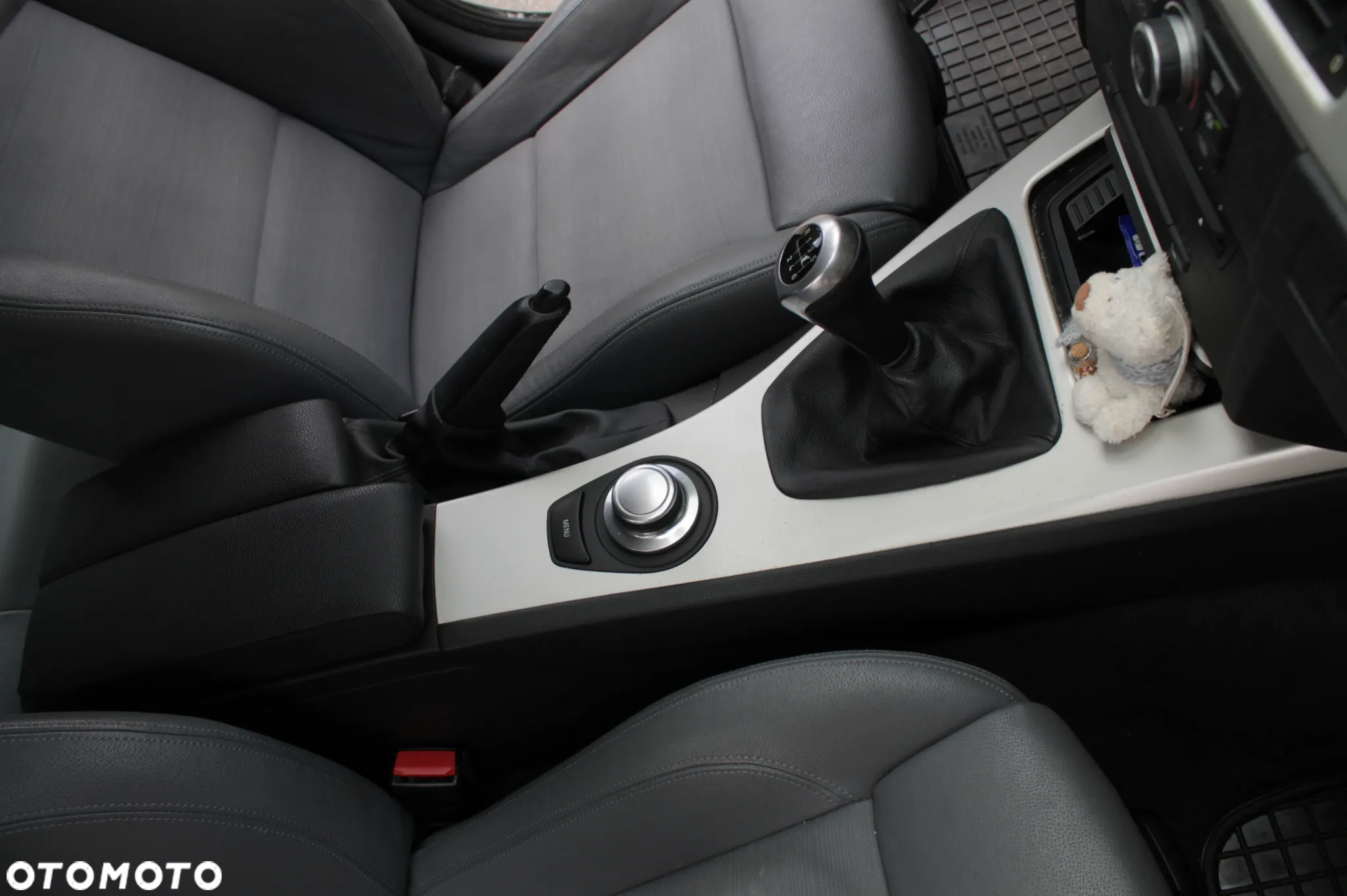 BMW Seria 3 325d DPF Touring - 27