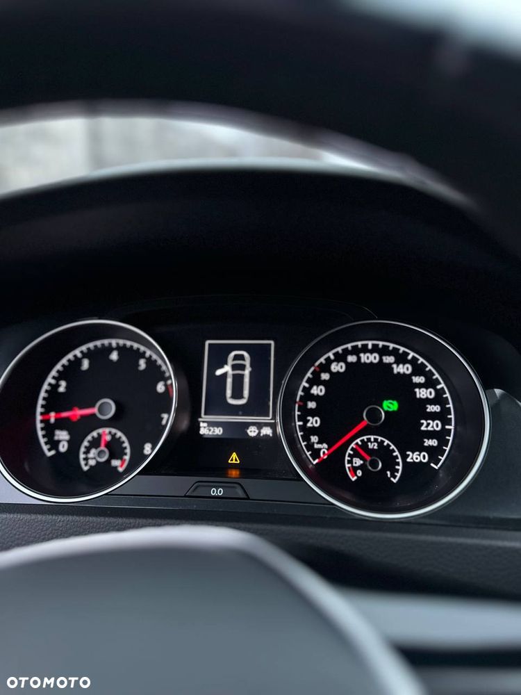 Volkswagen Golf 1.5 TSI ACT OPF DSG Comfortline - 6