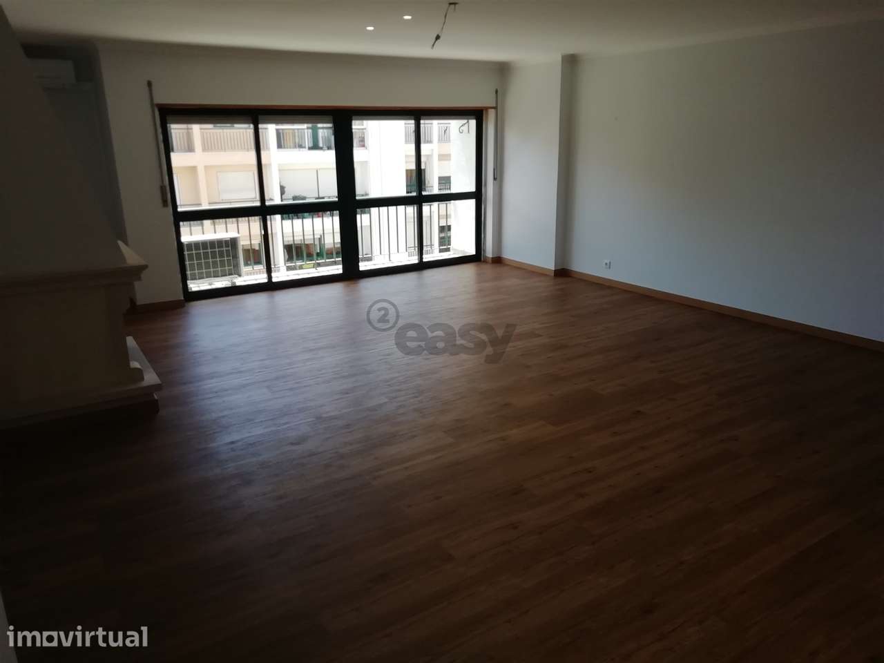 Apartamento T3 com Garagem e Arrecadação - Grande imagem: 3/40