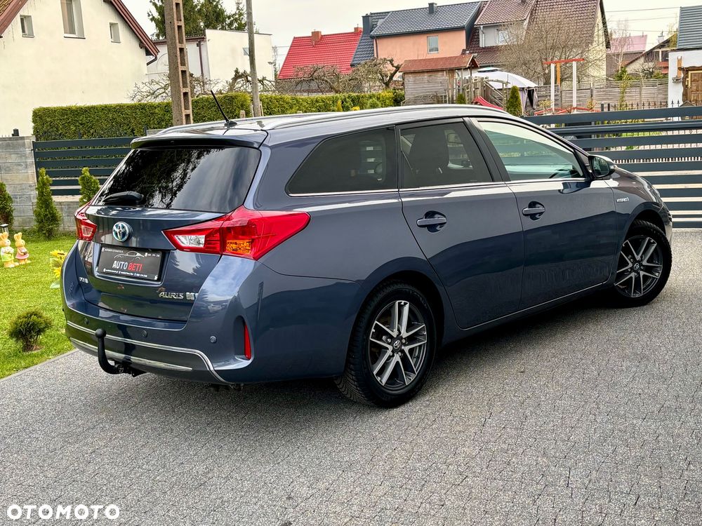 Toyota Auris 1.8 HSD Prestige NAVI - 31