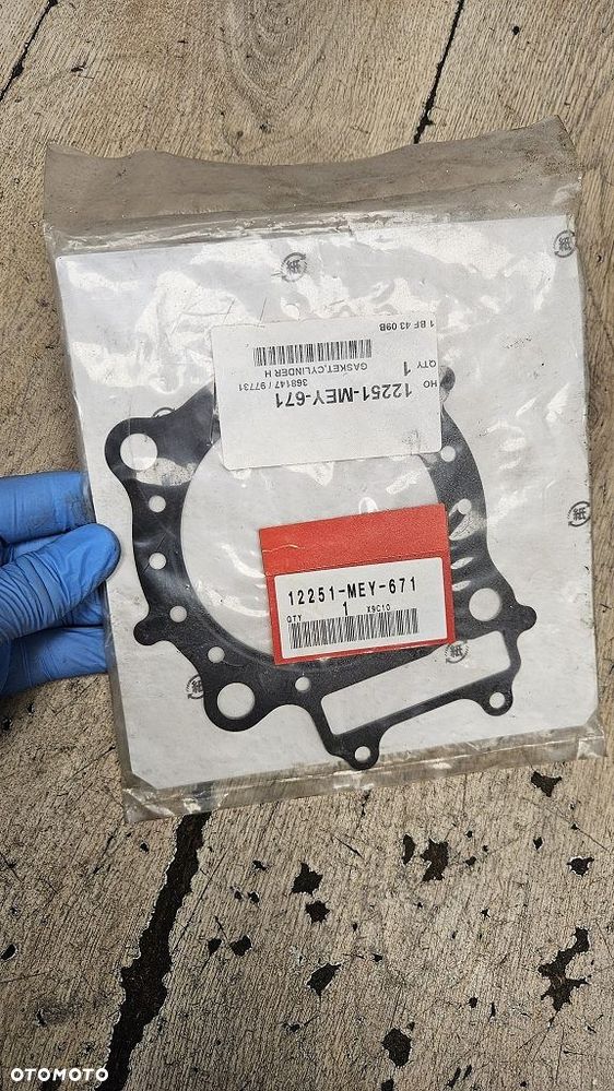 Uszczelka pod głowicę Honda CRF 450  12251-MEY-671 - 5