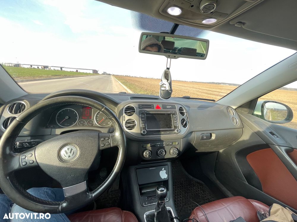 Volkswagen Tiguan 2.0 TDI DPF 4Motion Life - 9