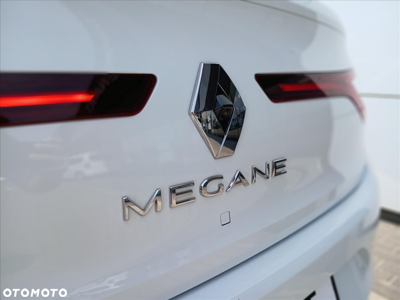 Renault Megane 1.3 TCe Evolution - 9