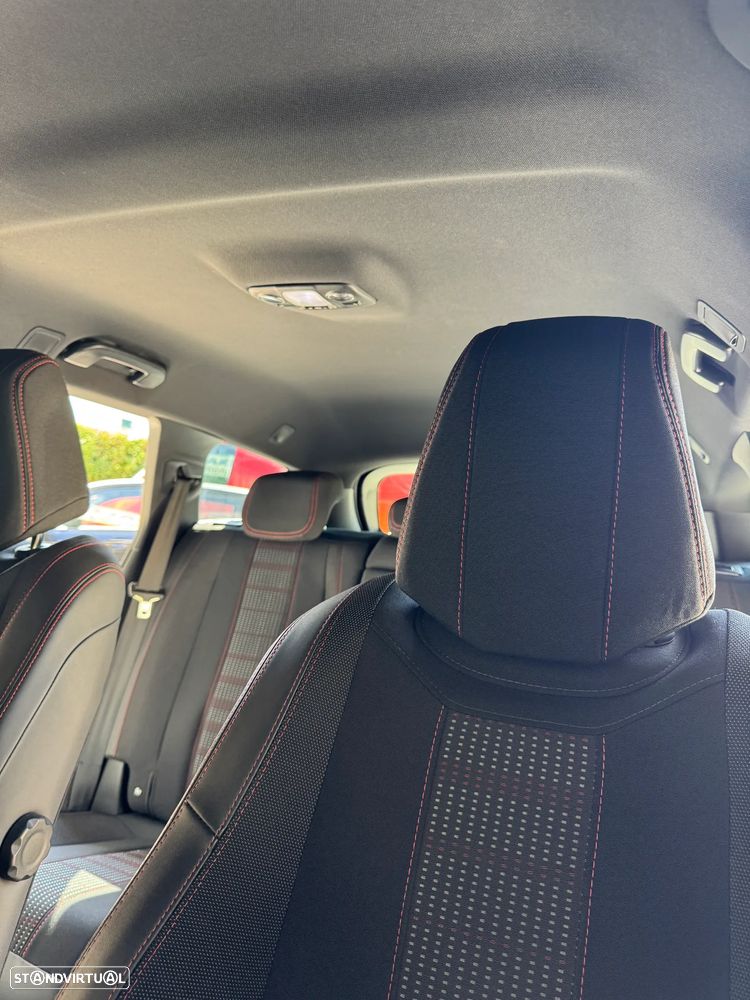Peugeot 308 SW - 10
