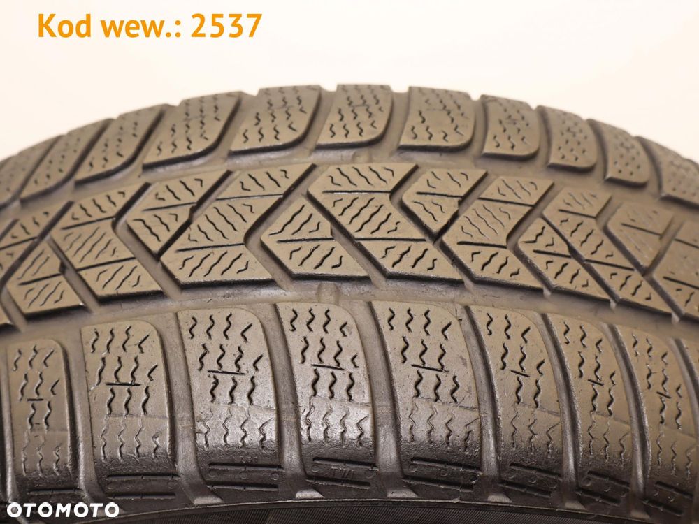 Pirelli SottoZero Serie 3 Winter - 225/50 R18 - 8