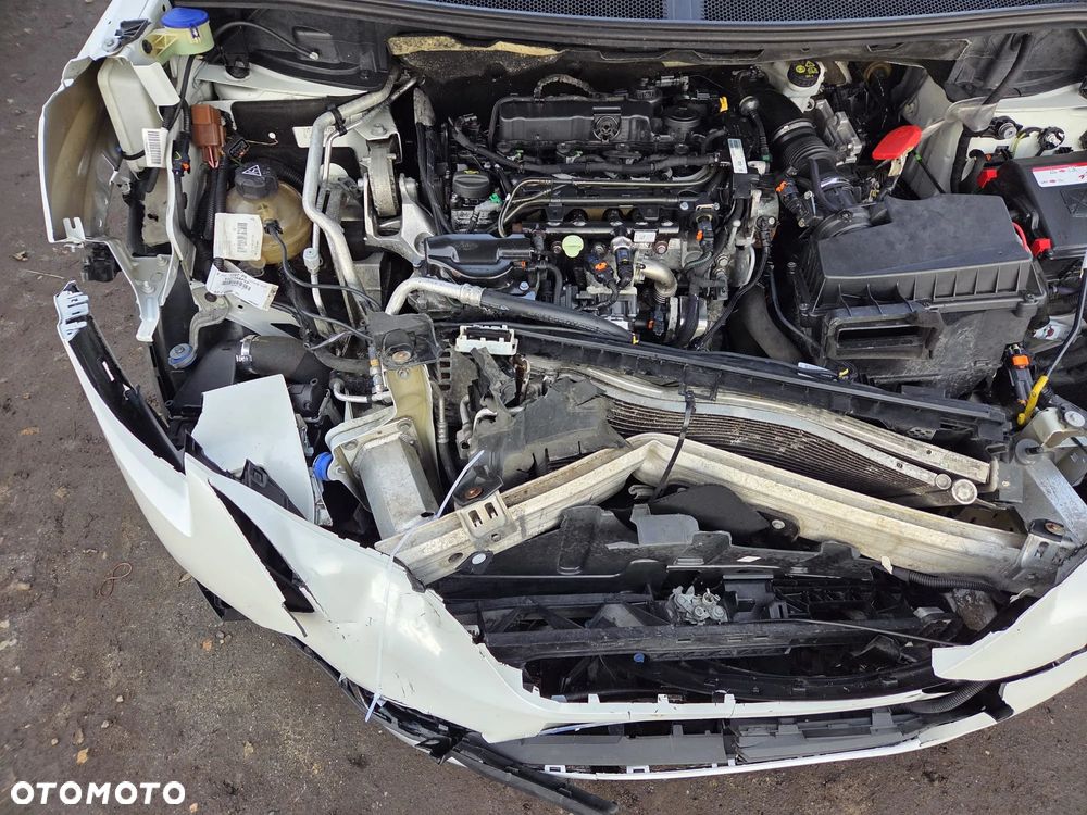 Peugeot 3008 BlueHDi 180 Stop & Start EAT8 GT - 9