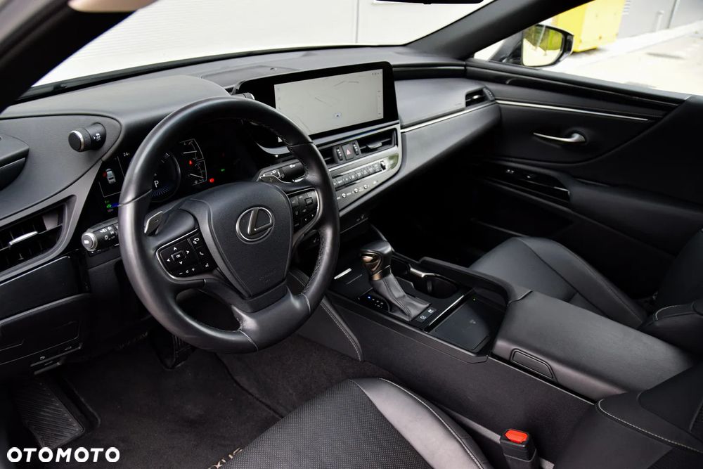 Lexus ES 300h Business Edition - 2