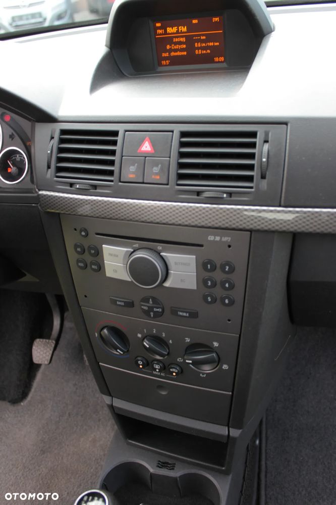 Opel Meriva 1.6 16V - 18