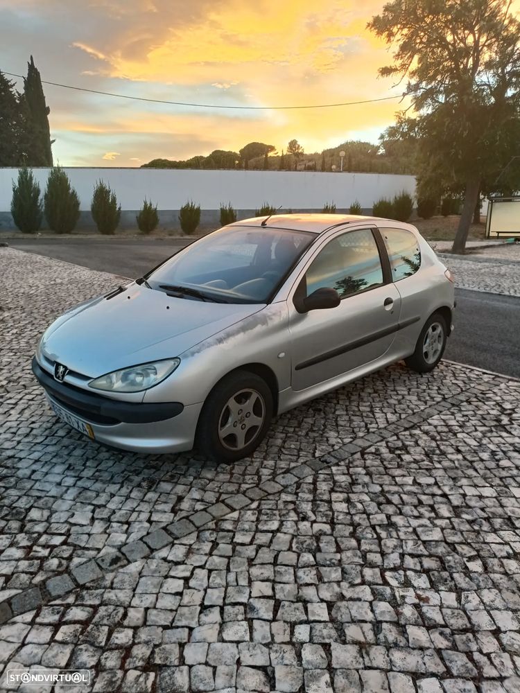 Peugeot 206