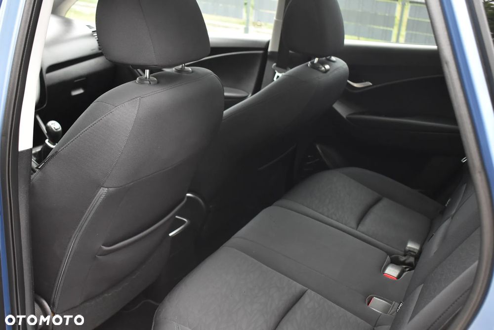 Hyundai ix20 1.4 blue YES Plus - 26