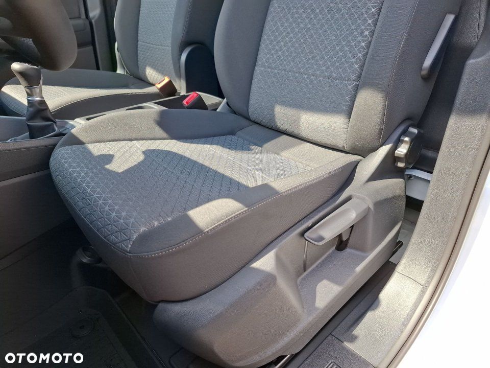 Ford Transit Connect - 13