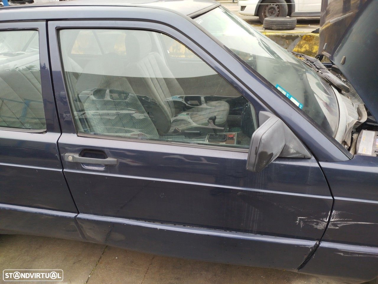 Porta frente direita MERCEDES-BENZ 190 (W201) - 1