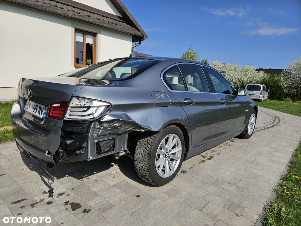 BMW Seria 5 525d Sport-Aut - 4