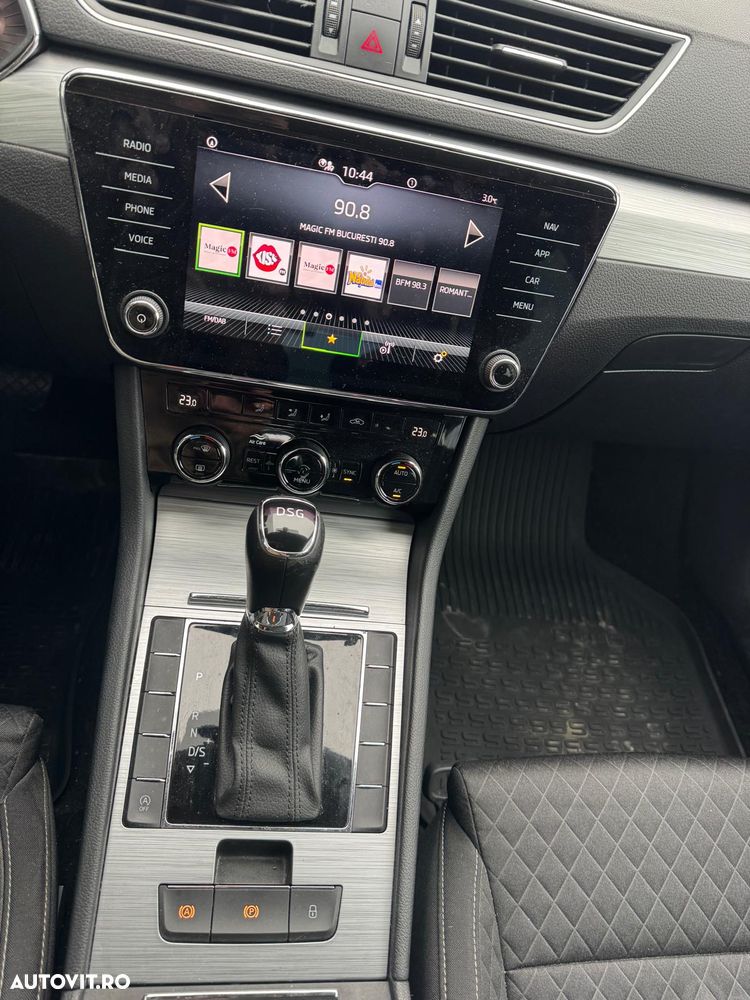 Skoda Superb 1.5 TSI DSG Ambition - 3