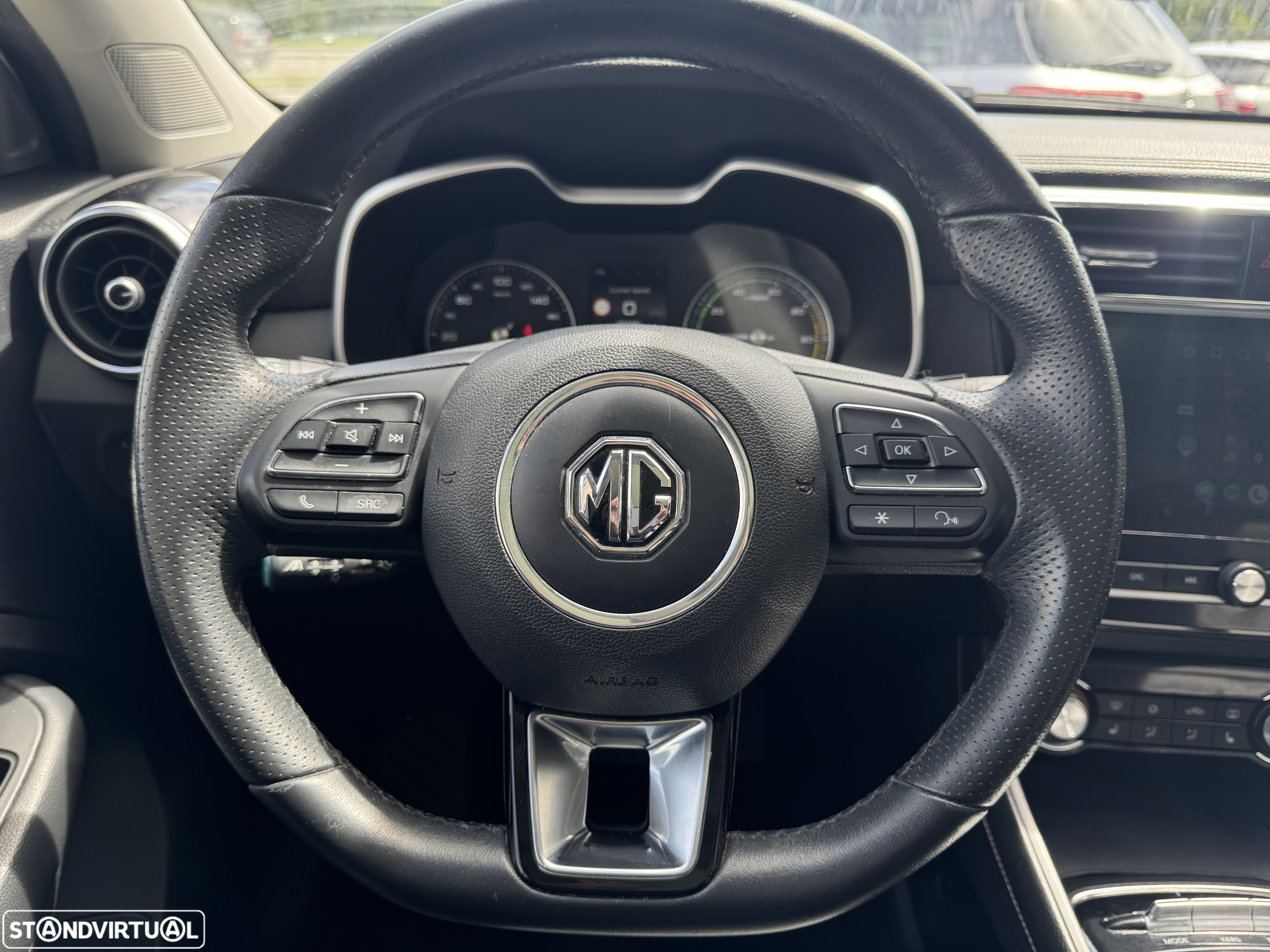 MG ZS EV 44.5 kWh Luxury - 11