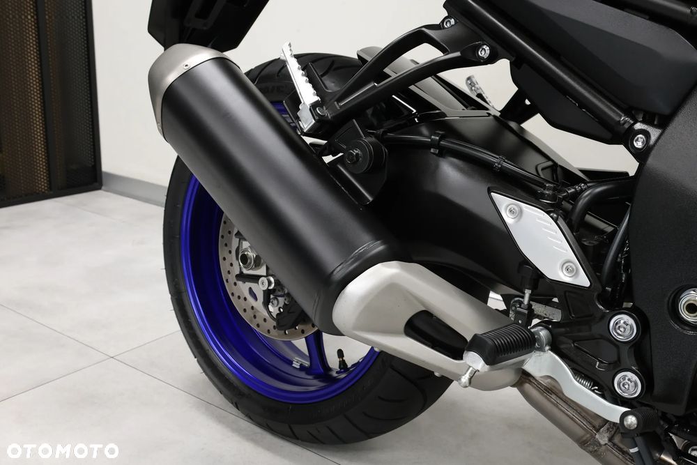 Yamaha FZ8 - 37