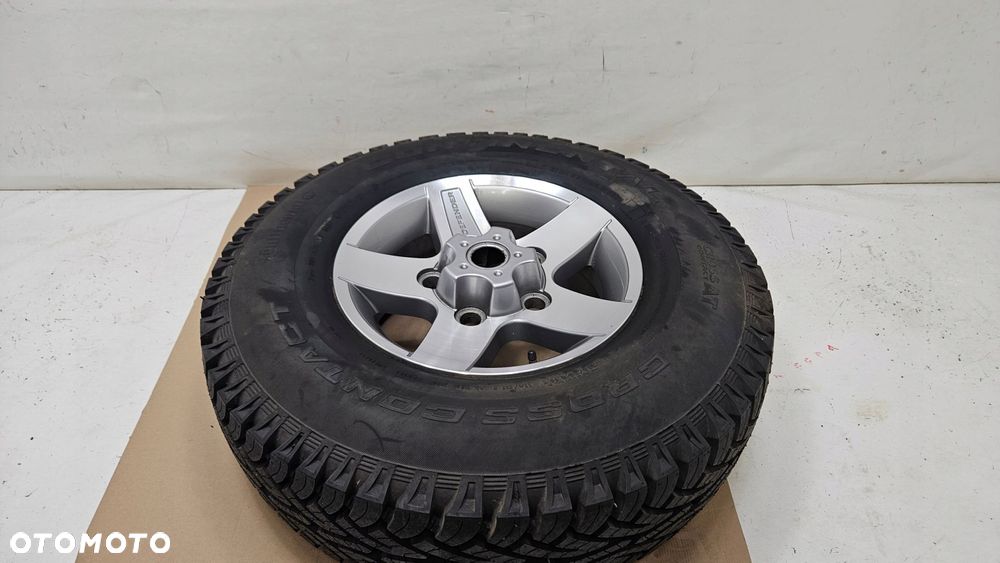 felga aluminiowa 7jx16 et33 opona 235/85r16c land rover defender 2011 rok - 2