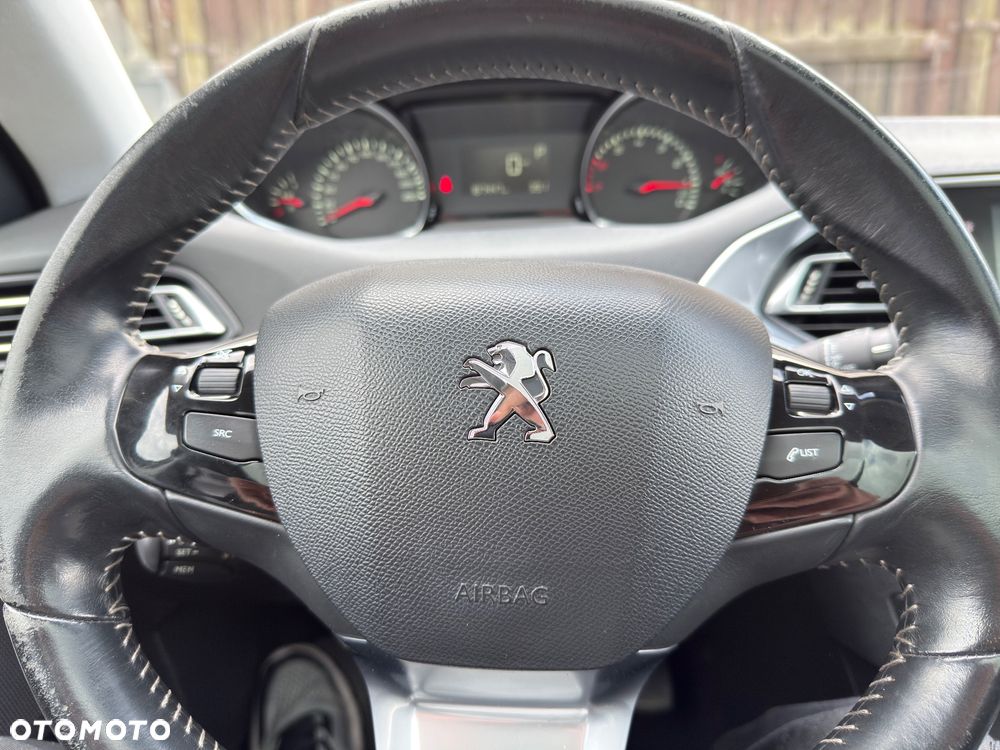 Peugeot 308 1.2 PureTech Active S&S - 18