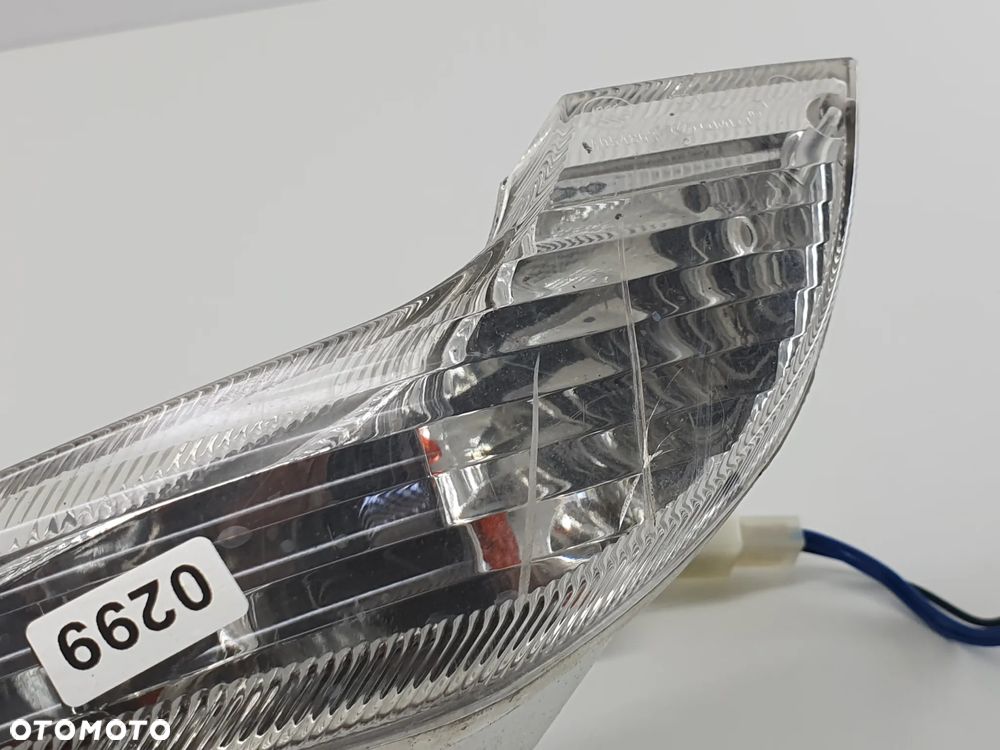 KIERUNKOWSKAZ  PRAWY  PEUGEOT E-VIVACITY - 6