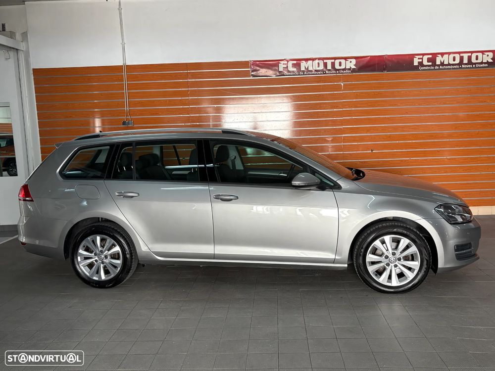VW Golf Variant 1.6 TDi BlueMotion Confortline - 4