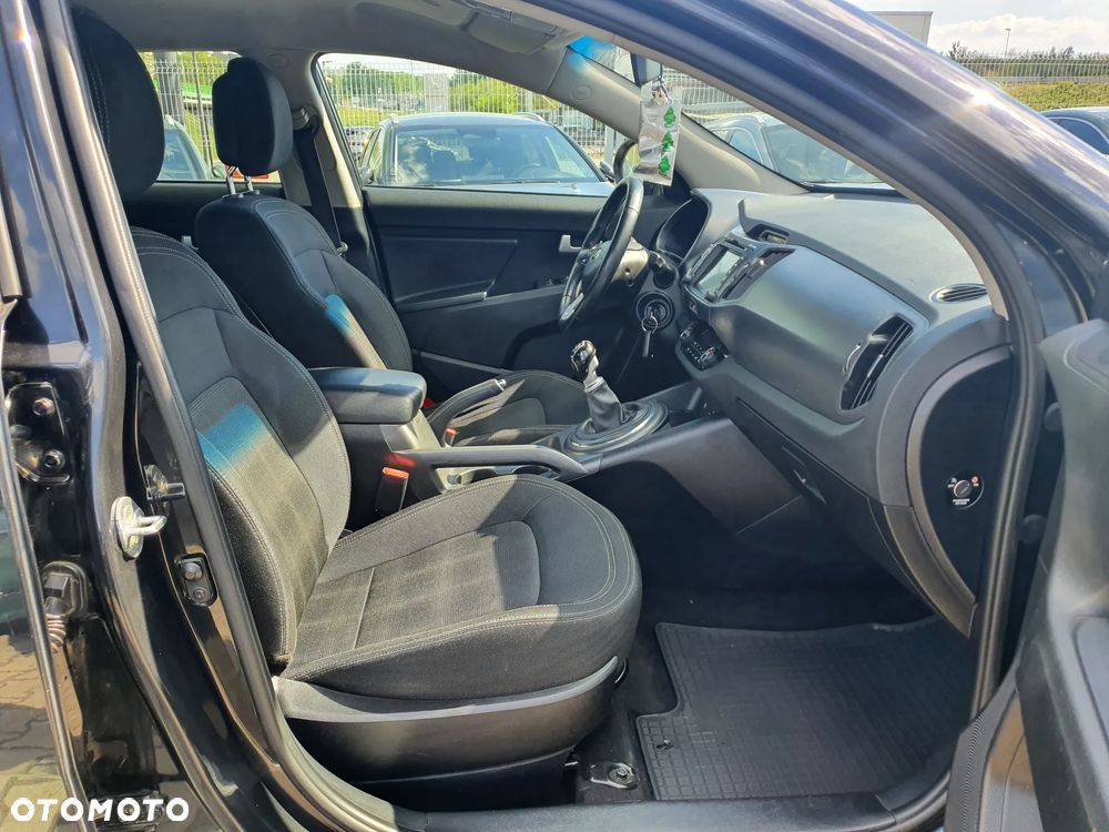 Kia Sportage 1.6 GDI Business Line L 2WD - 26