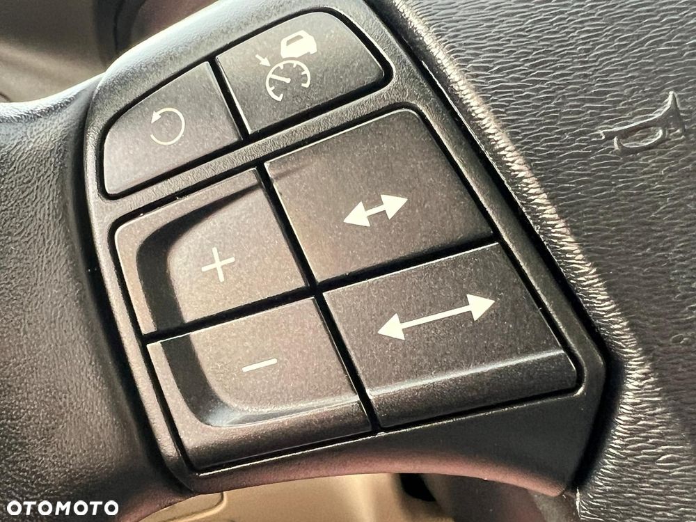 Volvo XC 60 T6 AWD Kinetic - 32