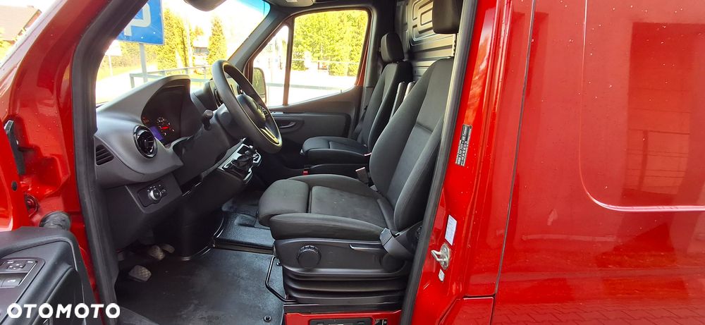 Mercedes-Benz SPRINTER IVECO CRAFTER MAN TRANSIT - 10